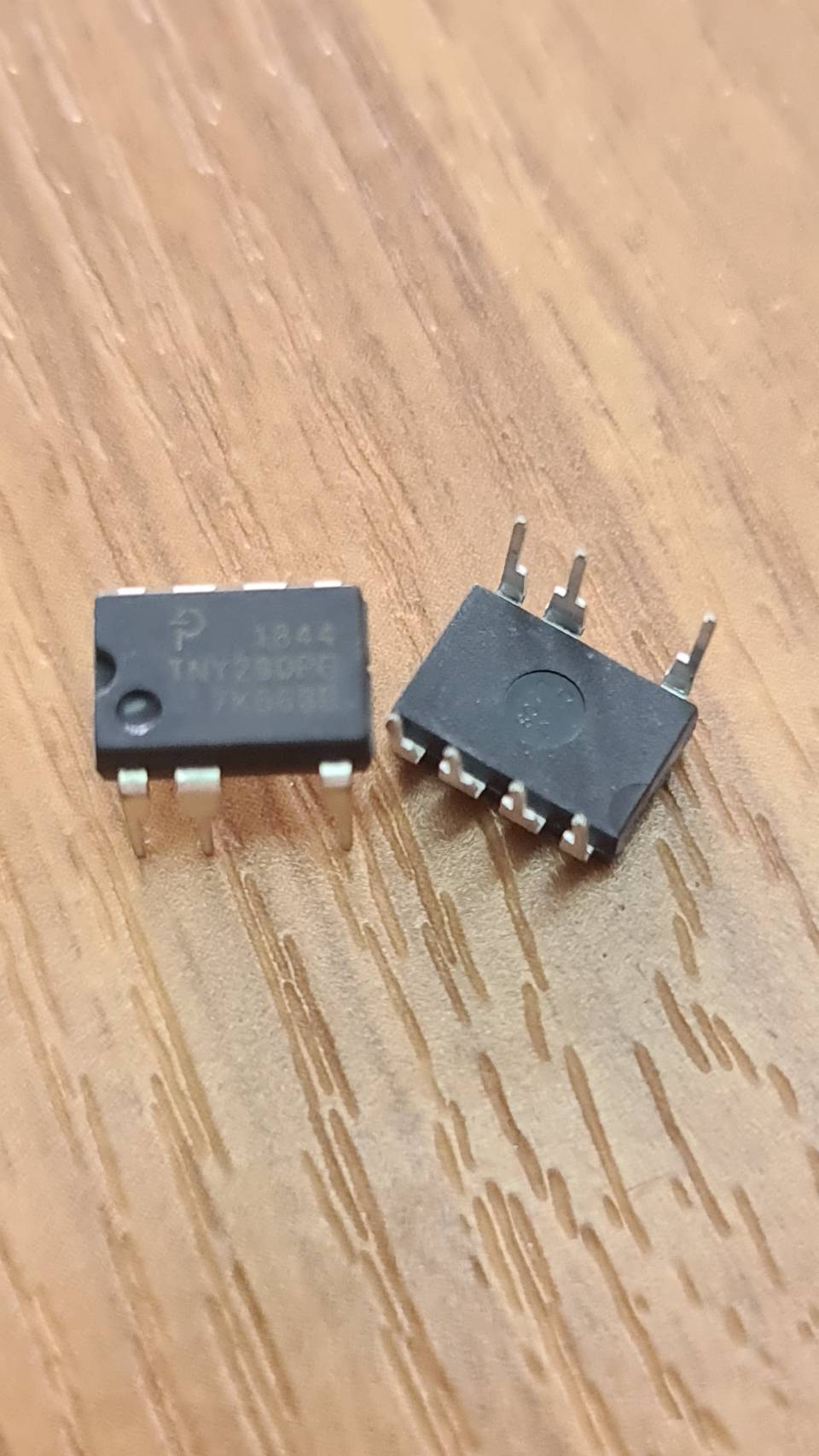 0000105 TNY290 PG - 7ขา/50VDC TNY290PG DIP7PIN Power Integea Tions AC-DC Converter Inverter Switching - IC