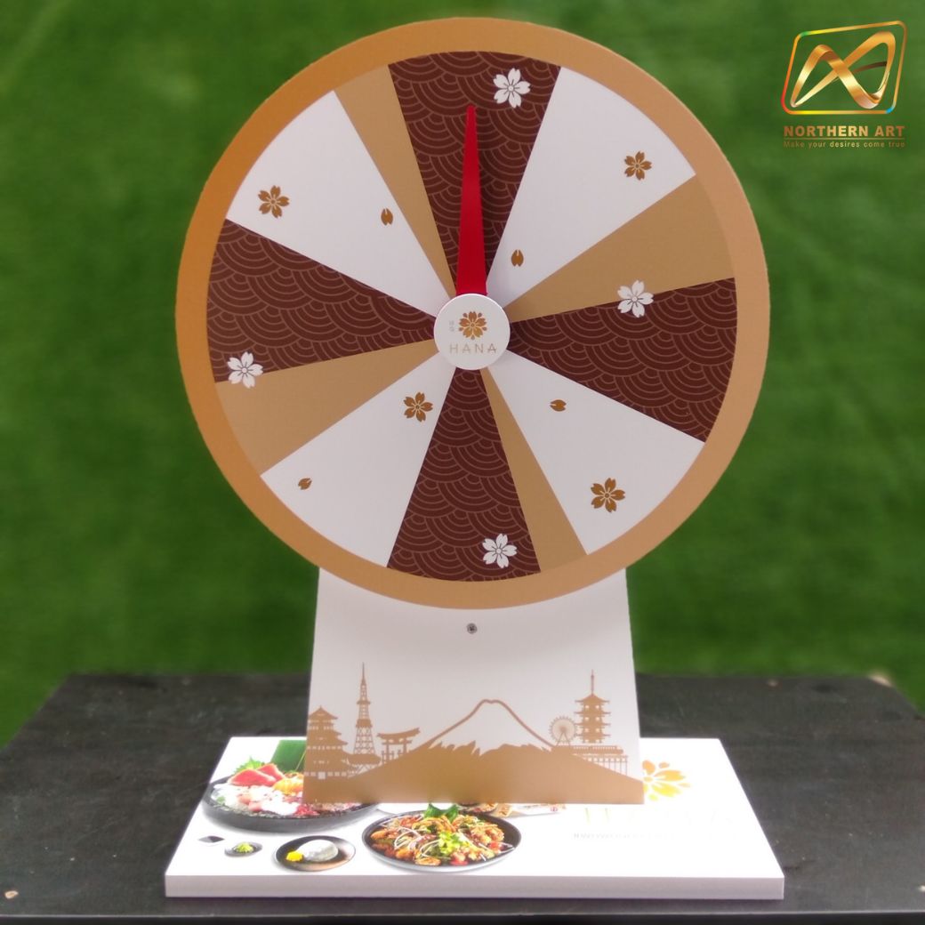 เกมส์วงล้อตั้งโต๊ะ ขนาดวงล้อ 40 ซม. สูง 56 ซม. วัสดุพลาสวูดสีขาว หนา 8-15 มม. ถอดประกอบได้