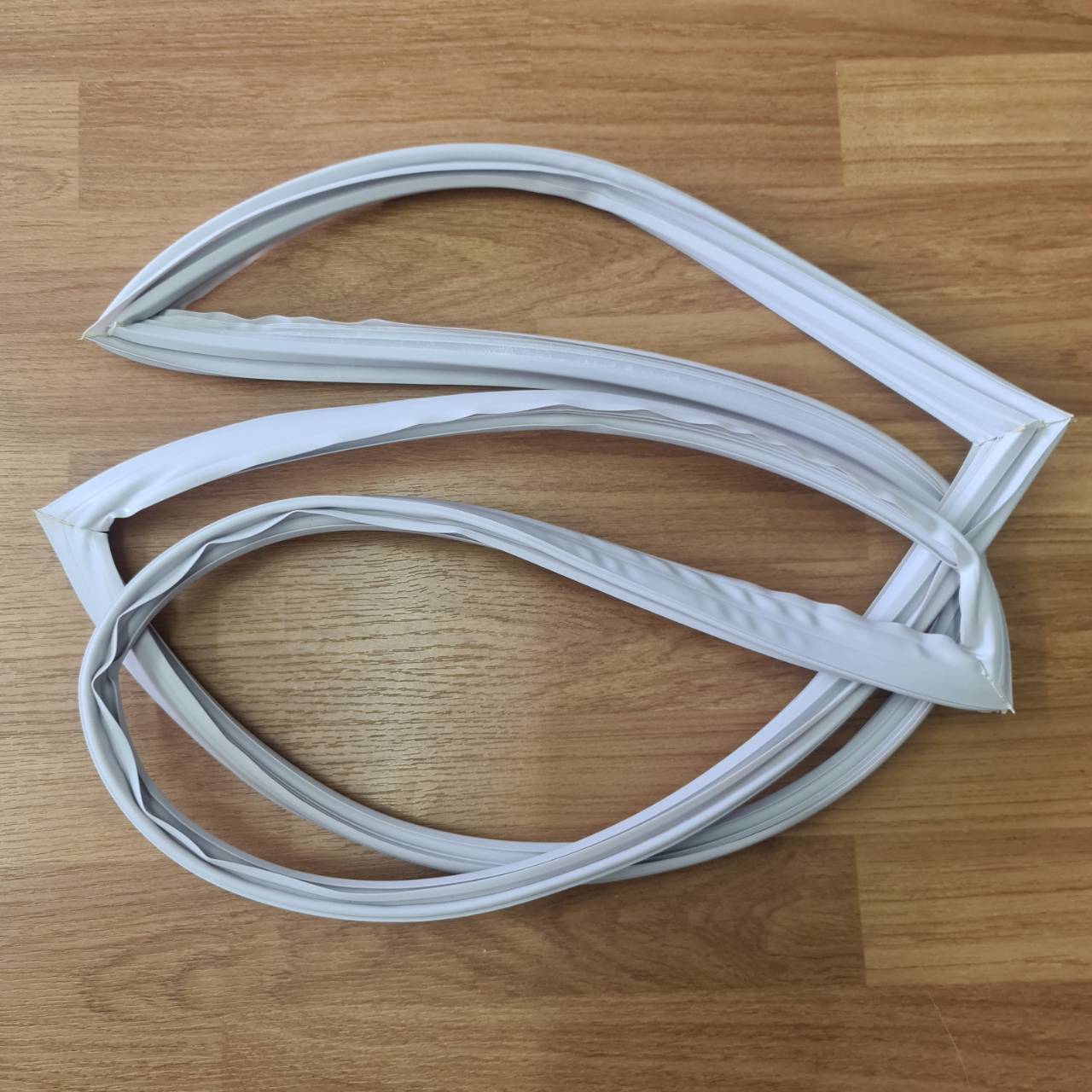 0000616 ขอบยางตู้เย็น (ขอบล่าง) รุ่น GR-M25KPD Toshiba โตชิบ้า ยางขอบประตูตู้เย็น ขอบยางประตู