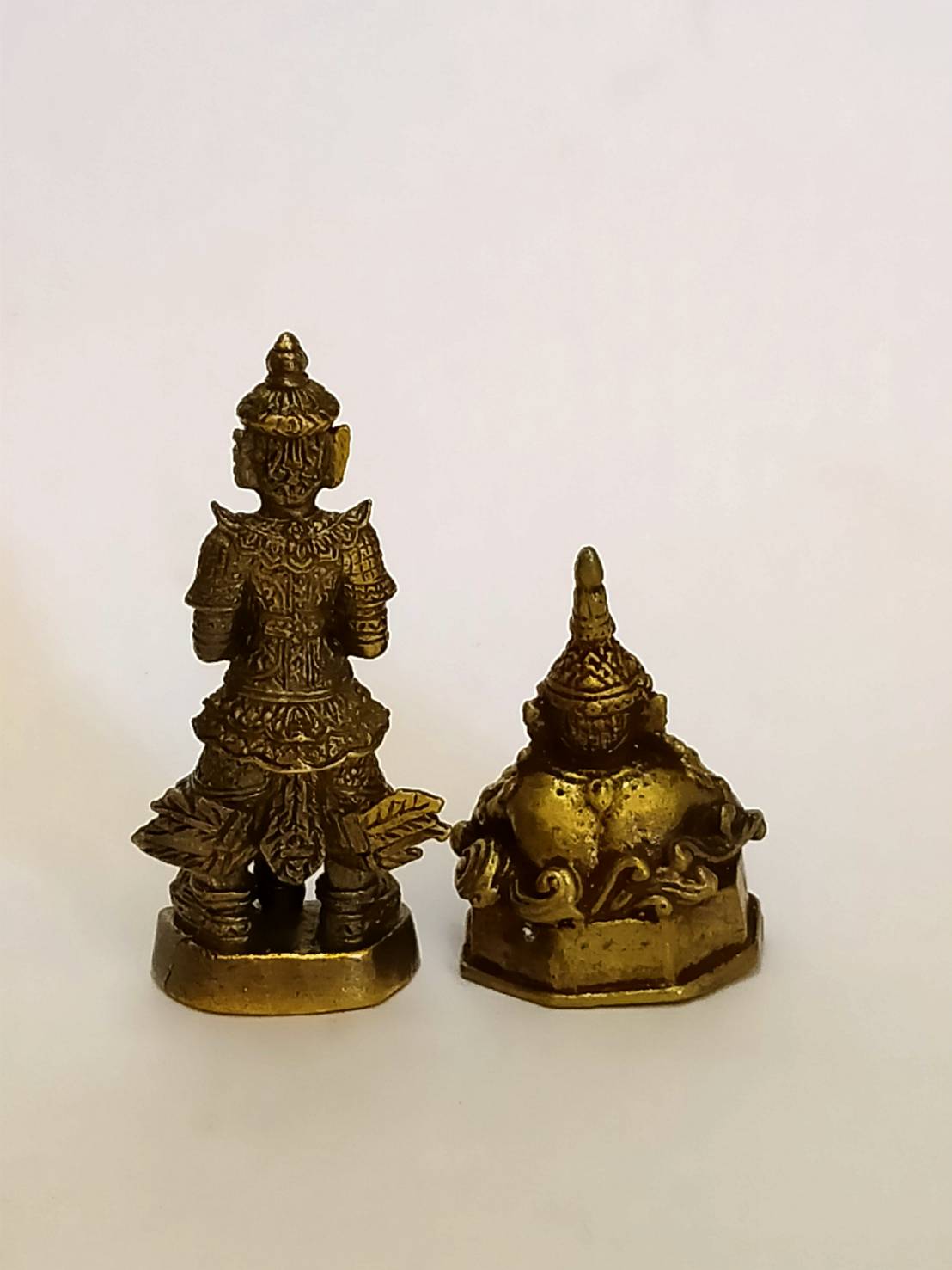 ท้าวเวสสุวรรณ พระราหู คู่ละ