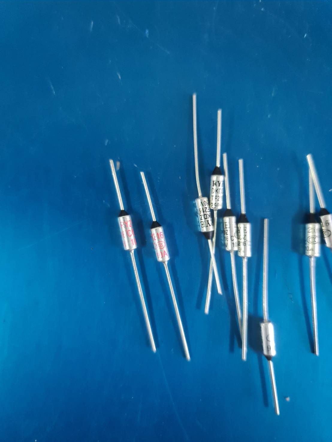 0000423 ฟิวส์ 216 C หม้อหุงข้าว แบบเชื่อม 216 องศา 10A 250V