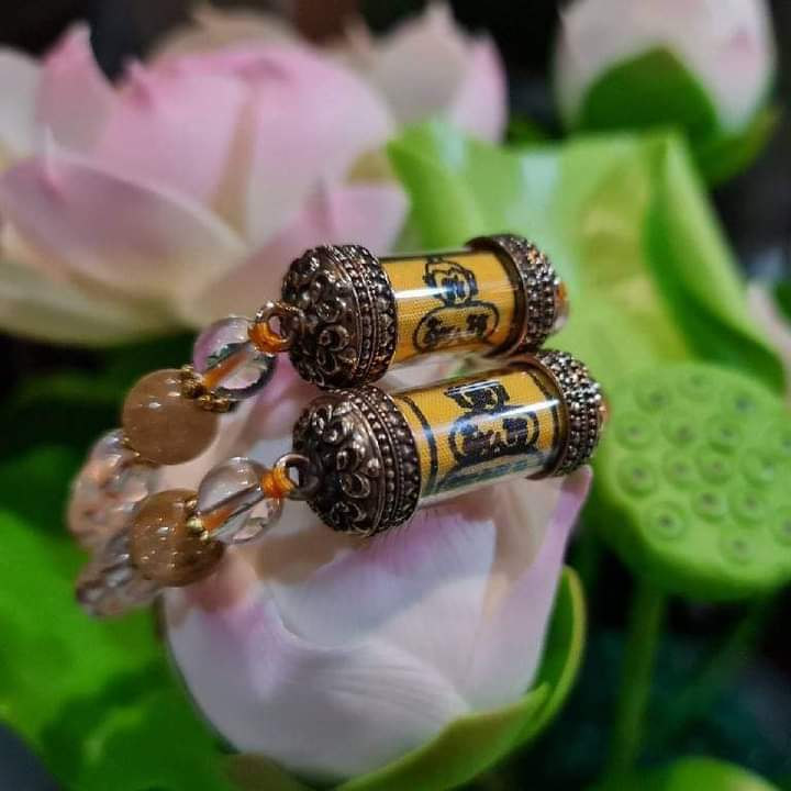 สร้อยข้อมือยันต์เกราะแก้วจักรพรรดิ์ วัดพุทธพรหมยาน