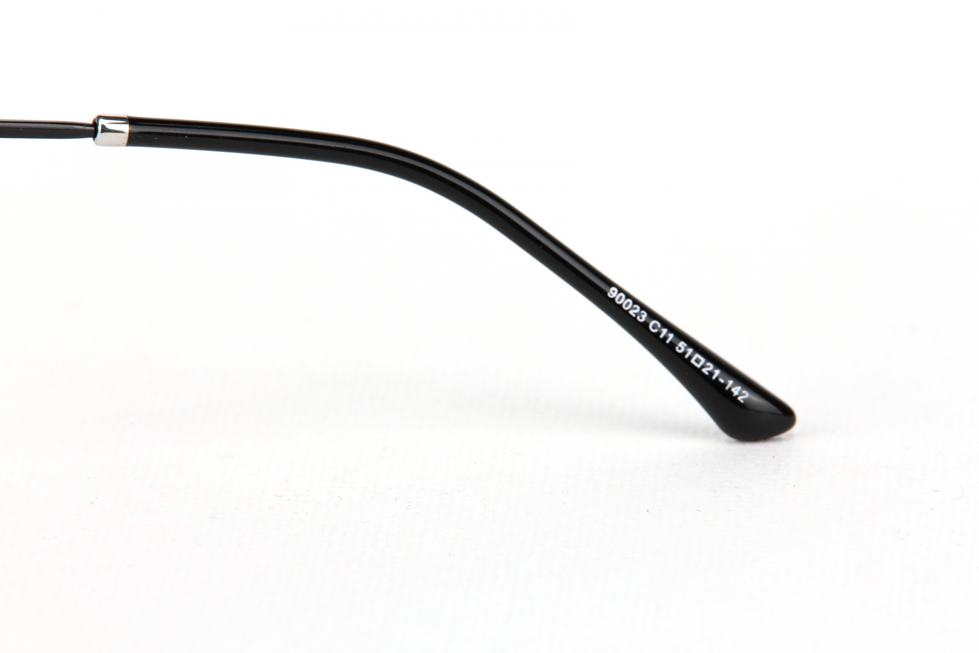 กรอบแว่นสายตา Weekend 90023 C11 Matte Black