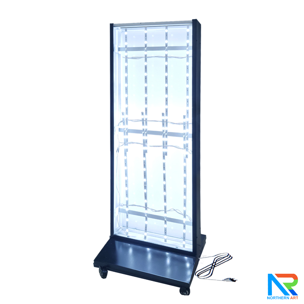 ตู้ไฟ LED ตั้งพื้น ฐานSLOPE ขนาด 60x175 ซม.โครงเหล็กพร้อมแผ่นซิงค์ สีดำ แผ่นอะคริลิค 2 แผ่น โชว์งานพิมพ์ 2 ด้าน มีล้อเลื่อน เคลื่อนย้ายสะดวก