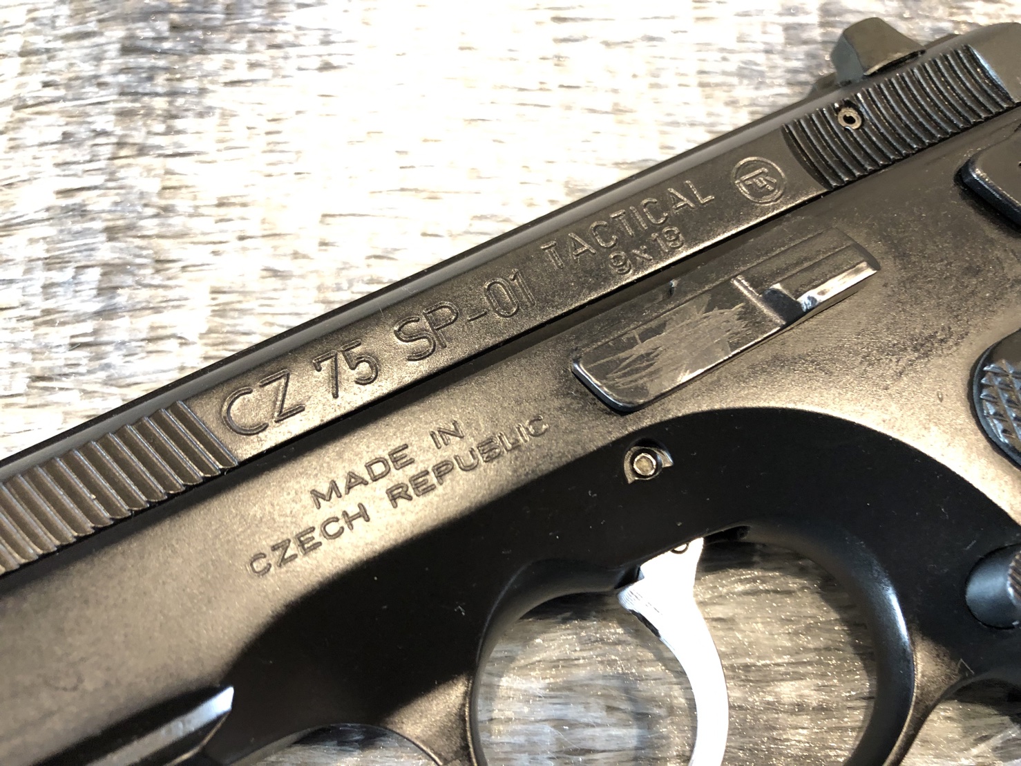 [ปืนฝากขายมือสอง] CZ SP-01 Tactical ขนาด9มม สภาพดี ลำกล้องดี ระบบดีเยี่ยม แม่นยังกะจับวาง