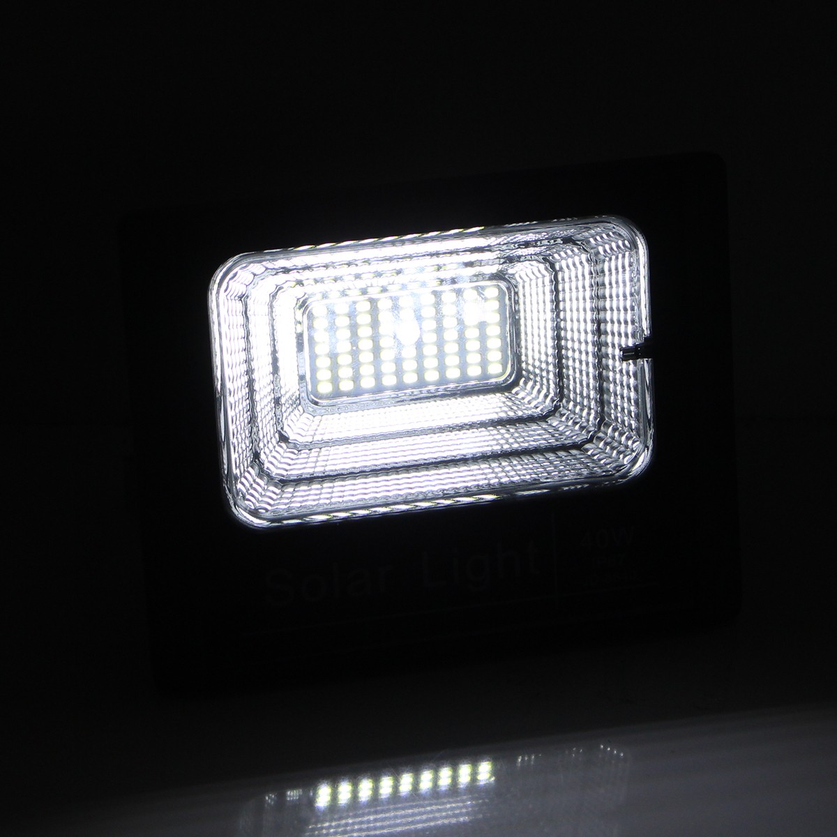 IWC-FLOOD-LIGHT-SOLAR-REMOTE-JD-8800-100W รุ่น JD มีรีโมทตั้งเวลา ปรับแสงได้