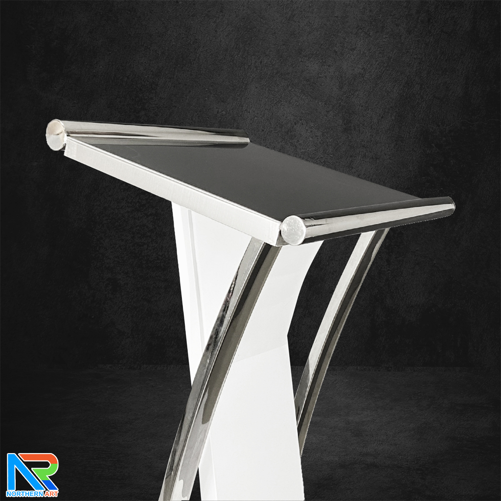 โพเดียมไม้จริง สีขาว PD-01 ขนาด (W) 48x (L) 51 (H) 120 cm Top หุ้มสแตนเลส เกรด 304 พร้อมตกแต่งเสาโค้งสแตนเลส