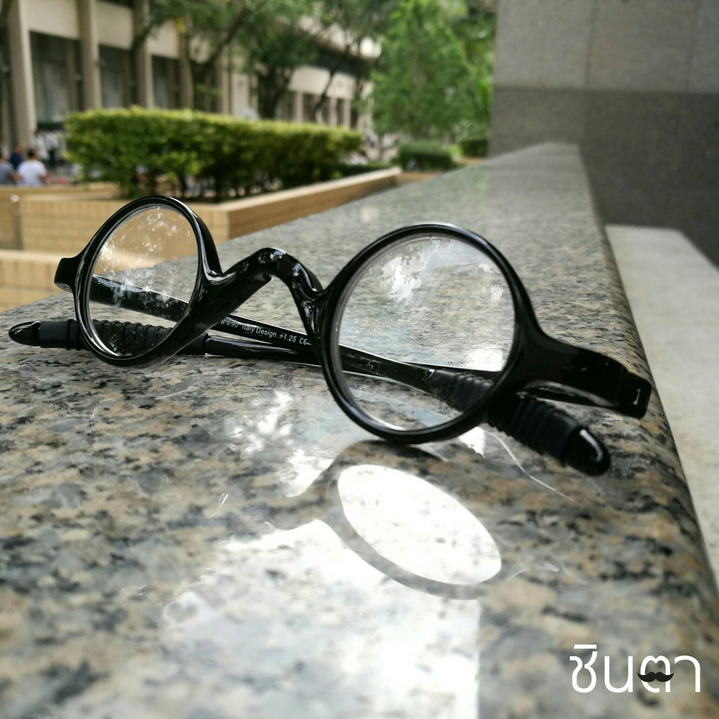 แว่นวินเทจ CHINTA กรอบแว่นตาชินตา จิ๋วหลิว1 (ฺBlack) ทรงกลมเล็ก กรอบสีดำ เลนส์ใส (สำหรับรองรับการนำไปตัดเลนส์สายตา) ใส่ได้ทั้งชายและหญิง