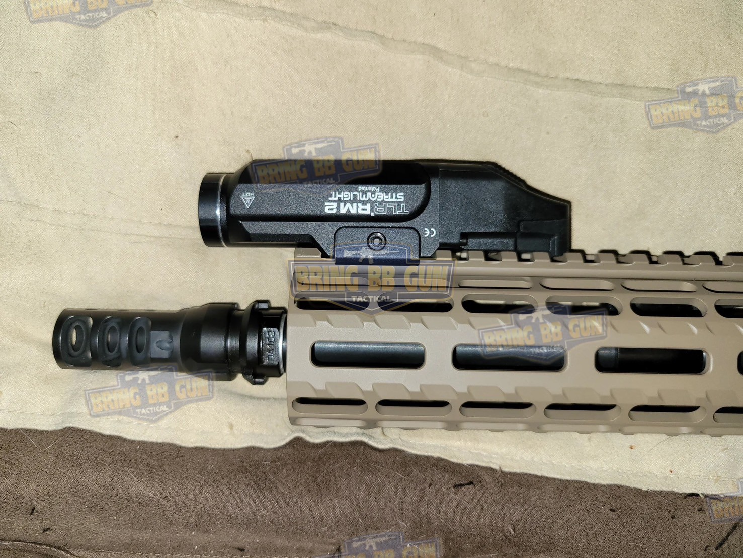 ไฟฉายติดปืนสั้น ทรง Streamlight รุ่น TLR RM 2 (RAIL MOUNTED LIGHTING SYSTEM)