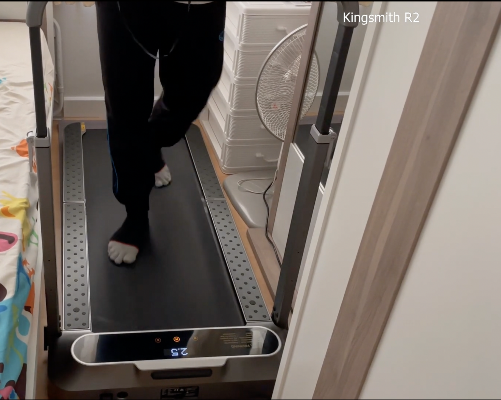 ลู่วิ่งไฟฟ้า ลู่วิ่งสายพาน ลู่วิ่งออกกำลังกาย ลู่วิ่งดีไซน์สุดล้ำ วัสดุ สุด พรีเมี่ยม R.2