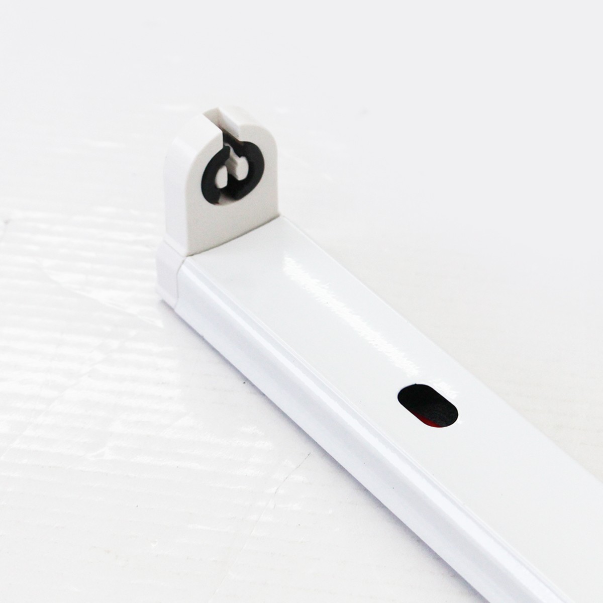 ชุดเซ็ทหลอดนีออน (ขาบิดล็อค) IWC-SET-T8-9W-1050LM-MK-WH แสงขาว