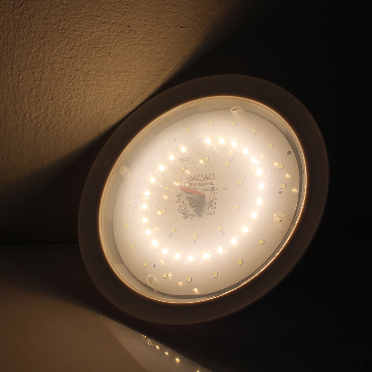 IWC-EMER-HIB-REMOTE-55W-WH+WW โคมไฮเบย์ฉุกเฉิน (3 แสง พร้อมรีโมท)