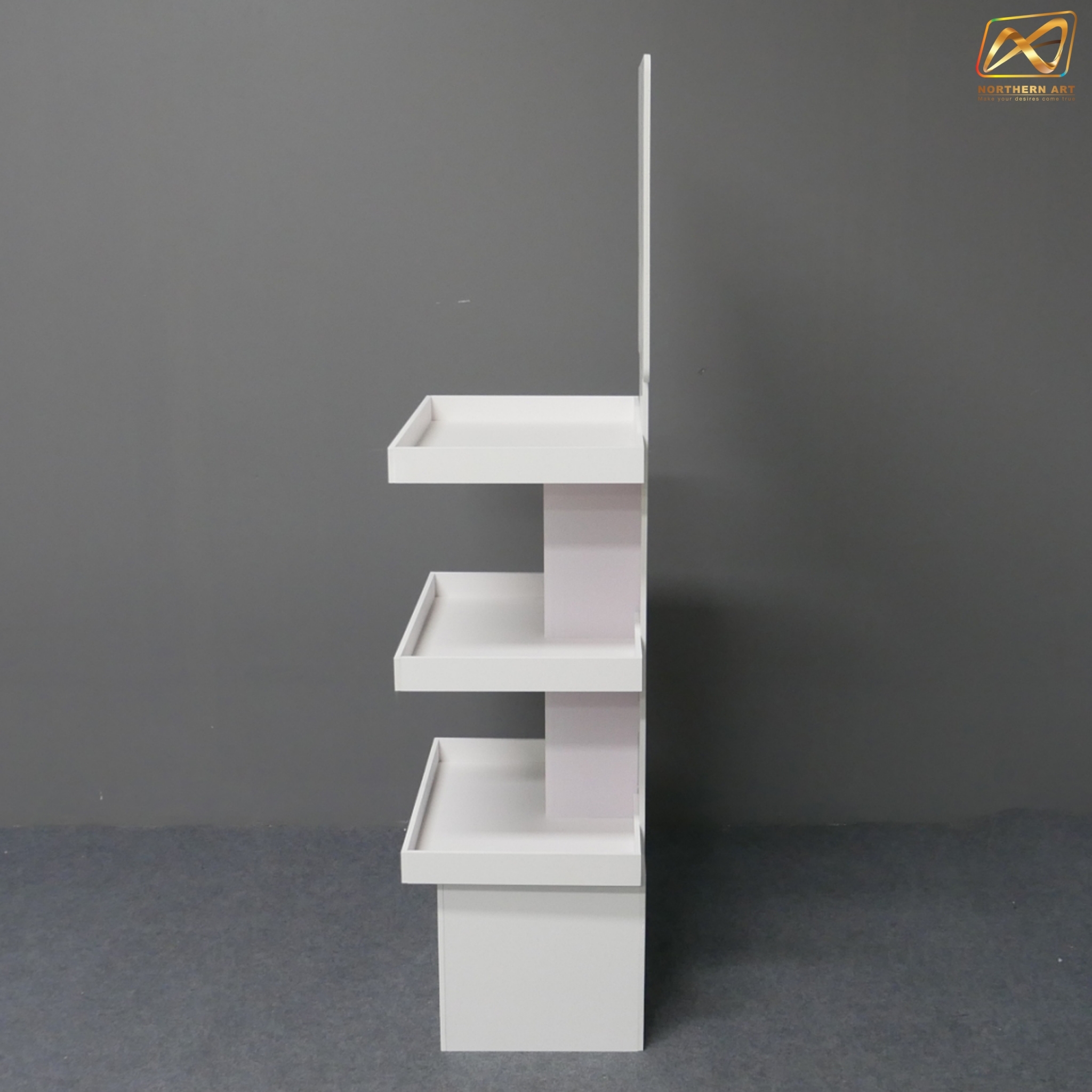 ชั้นวางสินค้าพลาสวูด 3 ชั้น ขนาด (W)40 x (D)31.6 x (H)150 ซม. พลาสวูดหนา 8 มม.พร้อมงานพิมพ์สติ๊กเกอร์