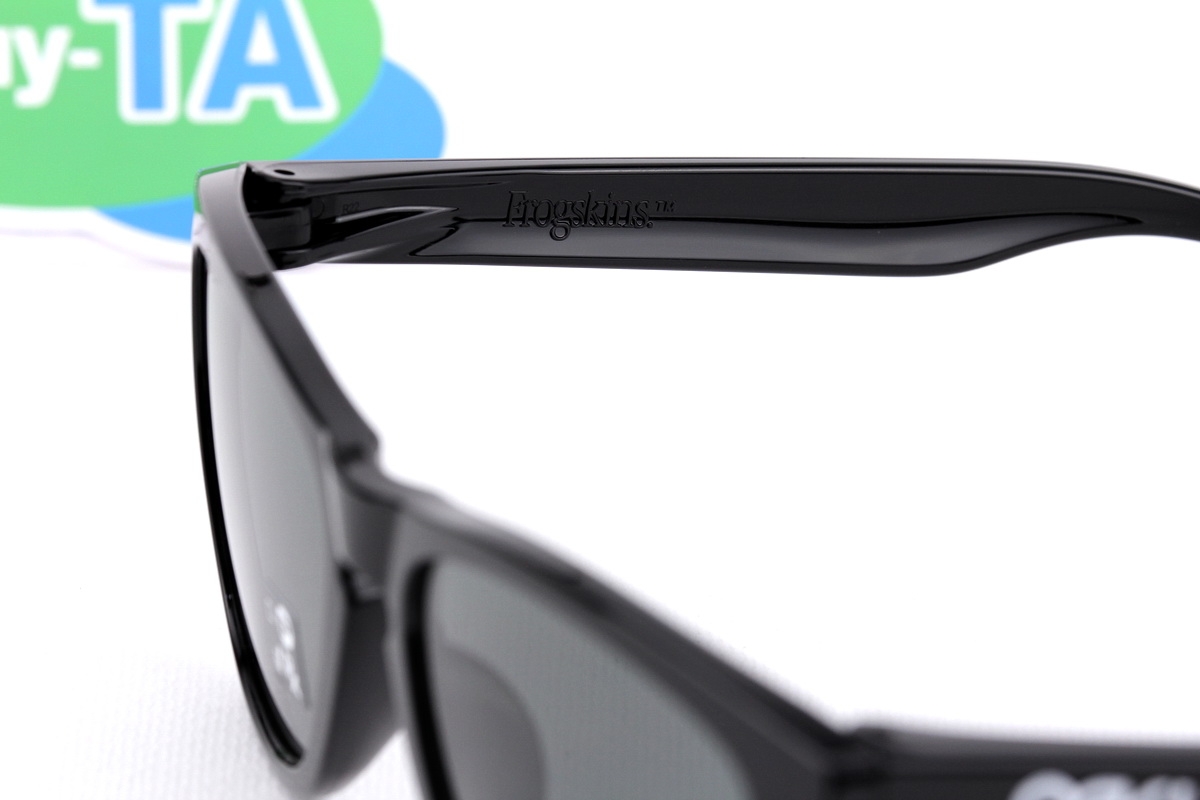 Oakley Frogskins Polished Black/Prizm Grey SKU#OO9245-75 (Asian Fit)