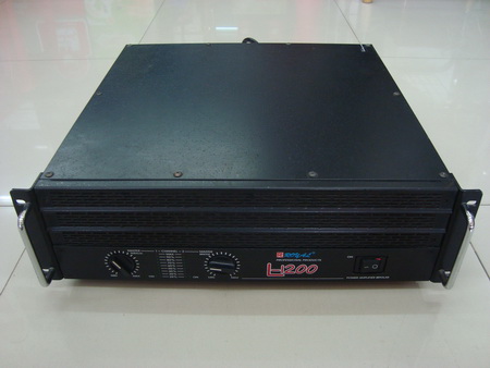 ขายแล้ว*เพาเวอร์แอมป์ Royal รุ่น L-1200 > 1200 W สภาพใหม่