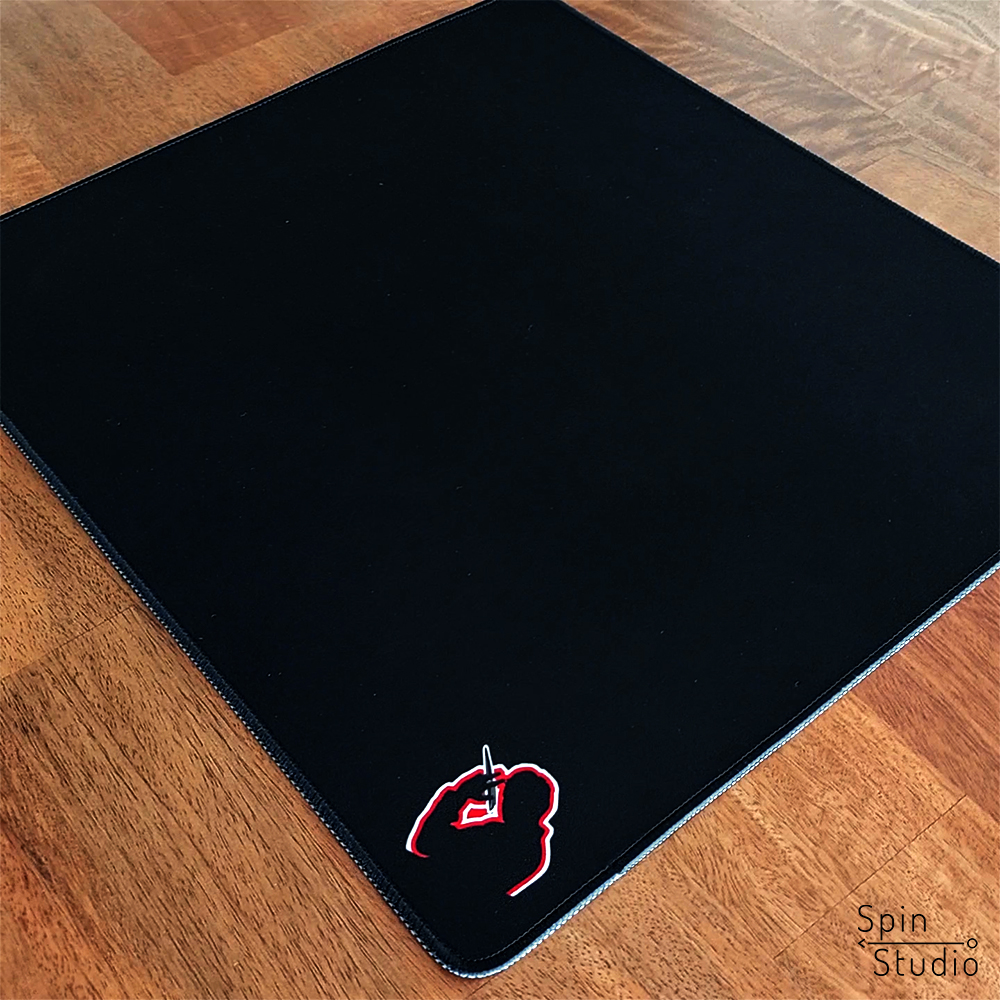 แผ่นรองเมาส์ รองเป็นพื้นหลังคลิปควงปากกา ขนาด 40x45 cm²