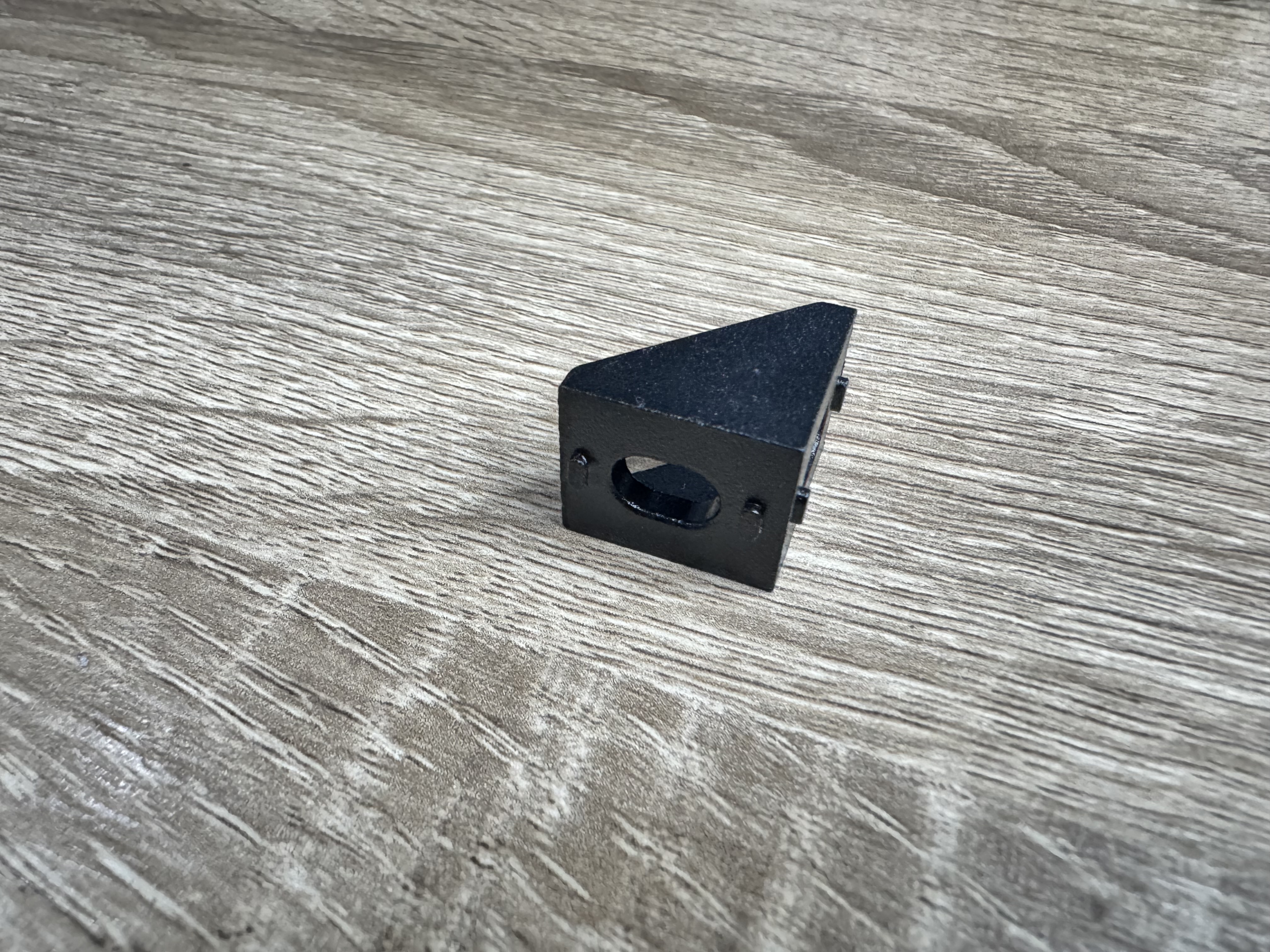 Bracket D20 for Aluminium Profile 2020 (สีดำ)