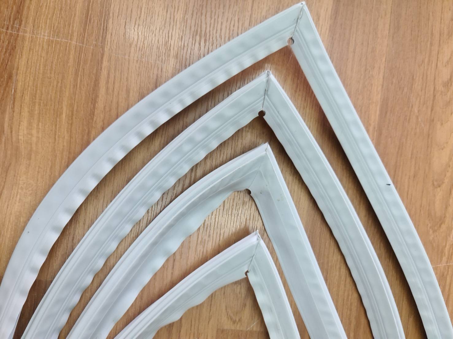 0000772 ขอบยาง ประตู ตู้เย็น ฮิตาชิ hitachi รุ่น R-260WPX (ขอบล่าง) ยางขอบประตูตู้เย็น ขอบยางประตู ตู้เย็น 2 ประตู