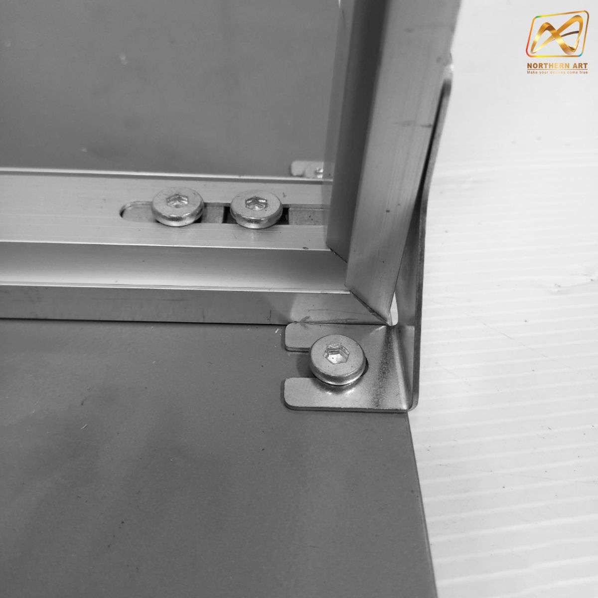 ป้ายตั้งพื้น รุ่นLUXURY ขนาด 60x160 ซม. โครงอะลูมิเนียม ฐานเหล็กหนา โชว์งานพิมพ์ 2 ด้าน ถอดประกอบได้