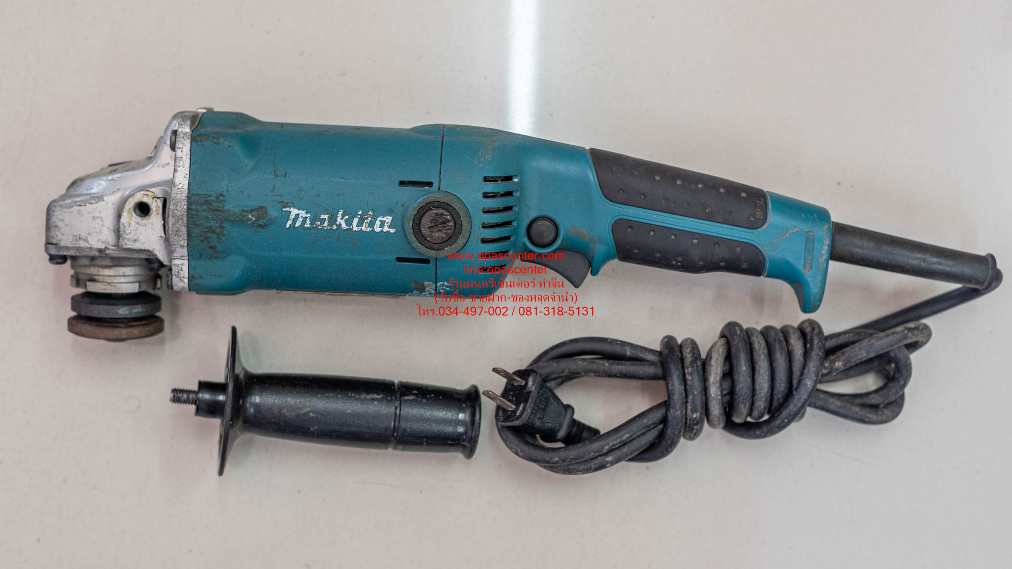 MAKITA เครื่องเจียรไฟฟ้า ขนาด 5 นิ้ว รุ่น GA-5010 12,000 รอบ/นาที ของแท้ มือสอง สภาพดี