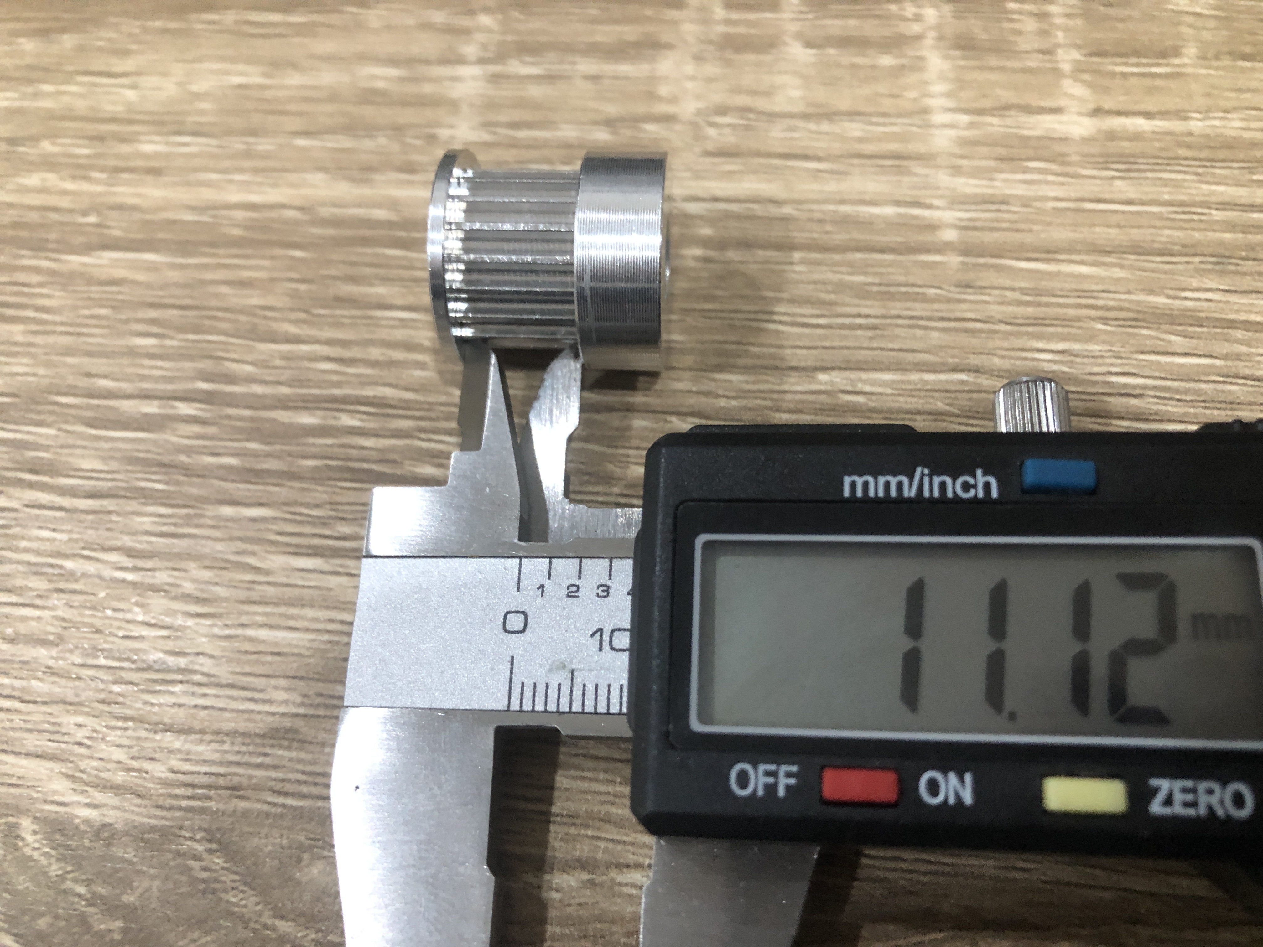 HTD 3M timing pulley 18teeth bore 8mm fit for belt width 10mm K type (HTD 3M-18T-8B-10)