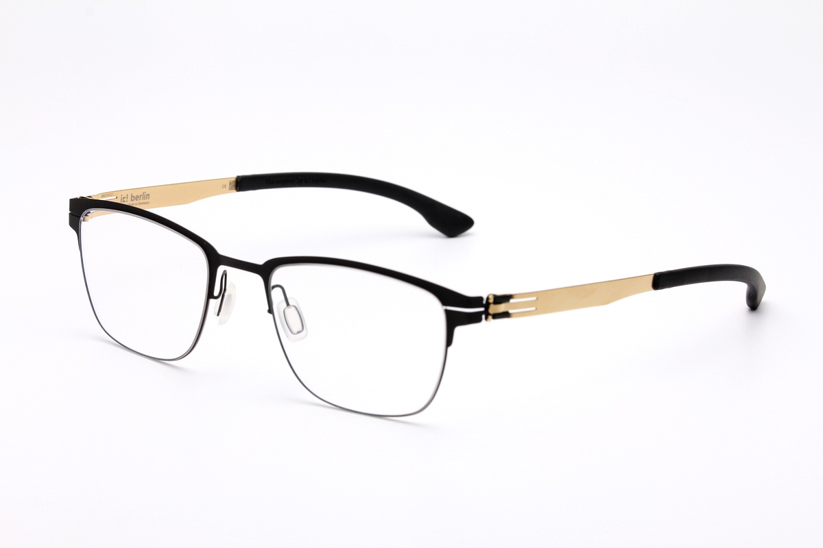 Ic Berlin Model The Lone Wolf Black