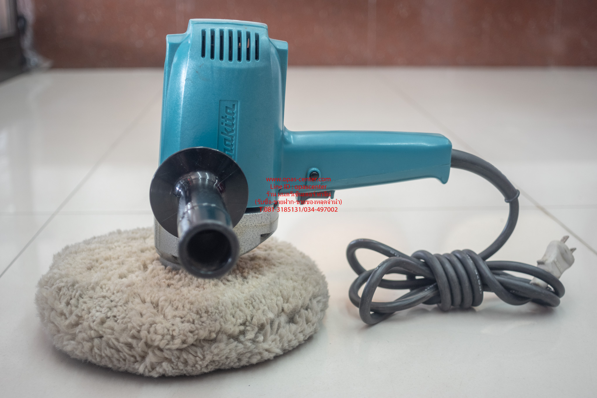 **ขายแล้ว**เครื่องขัดเงา MAKITA 9218BL 180mm 860W รอบช้า ของแท้ สภาพใหม่ พร้อมผ้าขัด