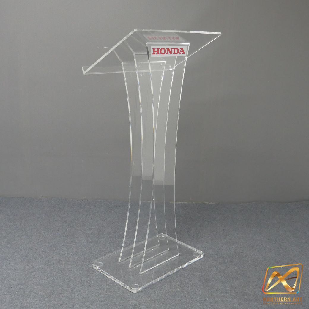 โพเดียม อะคริลิคใส AC-02 ขนาด(W)60 x (L)40 x (H)123 cm. TOP เอียงพร้อมกันตก วัสดุอะคริลิคใส หนา 10-20 มม.