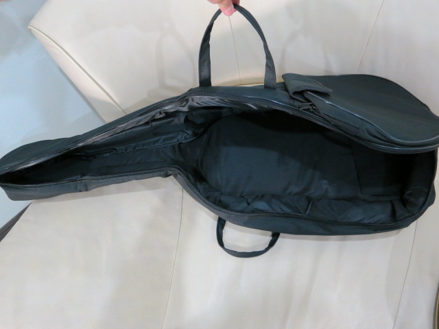 กระเป๋ากีต้าร์โปร่ง ของใหม่ แบบ VIP อย่างหนามาก บุฟองน้ำด้านใน ขายถูก