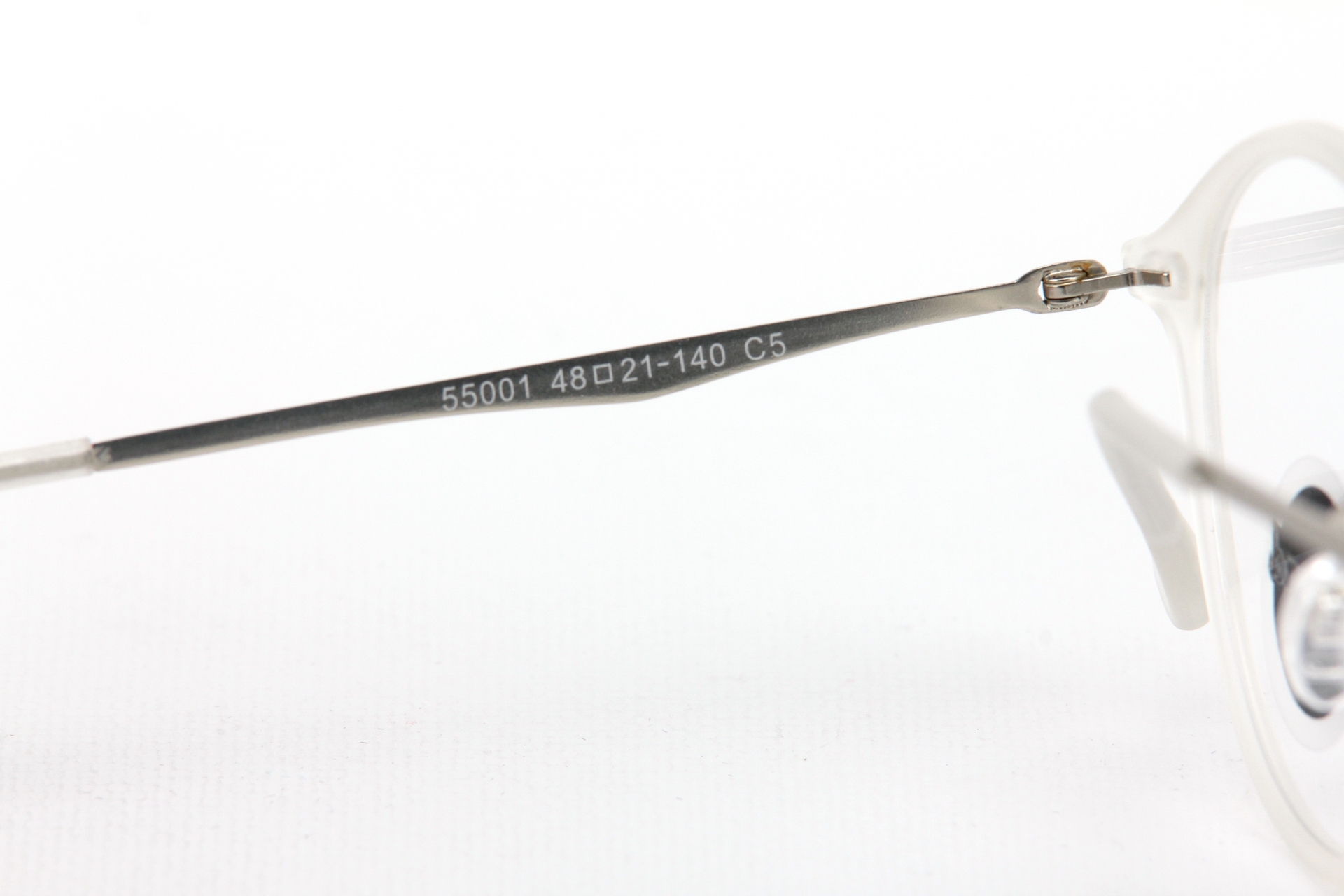 กรอบแว่นสายตา Weekend 55001 C5 Transparent