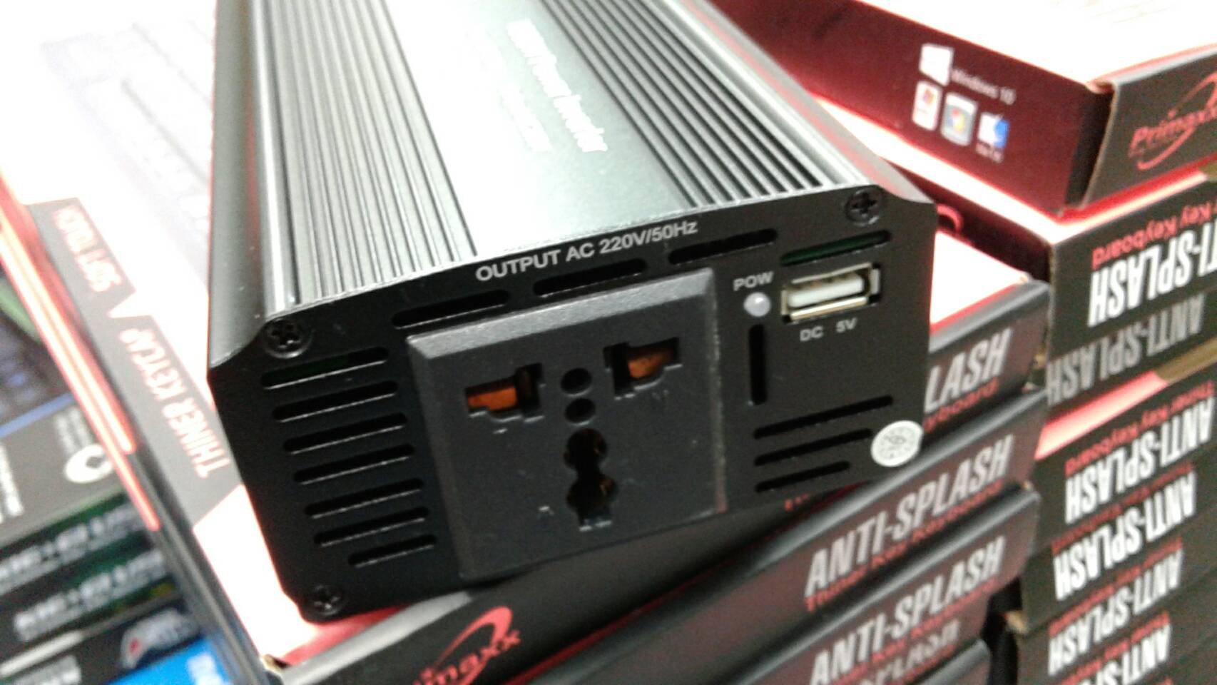 ใช้เครื่องใช้ไฟฟ้า ไฟบ้าน ด้วย เครื่องแปลงไฟรถยนต์ เป็นไฟบ้าน 12 V เป็น 220 V 1000 วัตต์