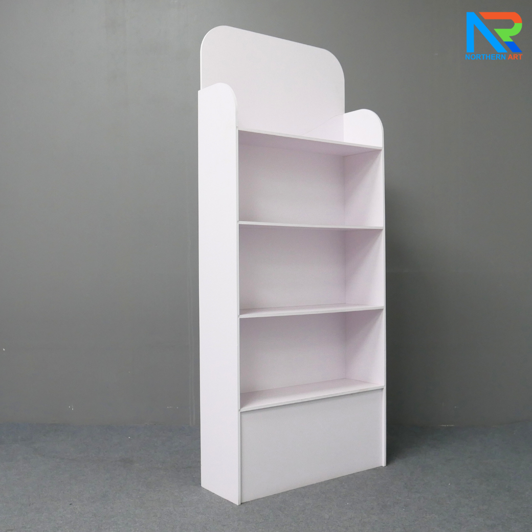 ชั้นวางสินค้าพลาสวูด 4 ชั้น ขนาด (W)60 x (D)20 x (H)140 ซม. พร้อมงานพิมพ์สติ๊กเกอร์ พลาสวูดหนา 8 มม.