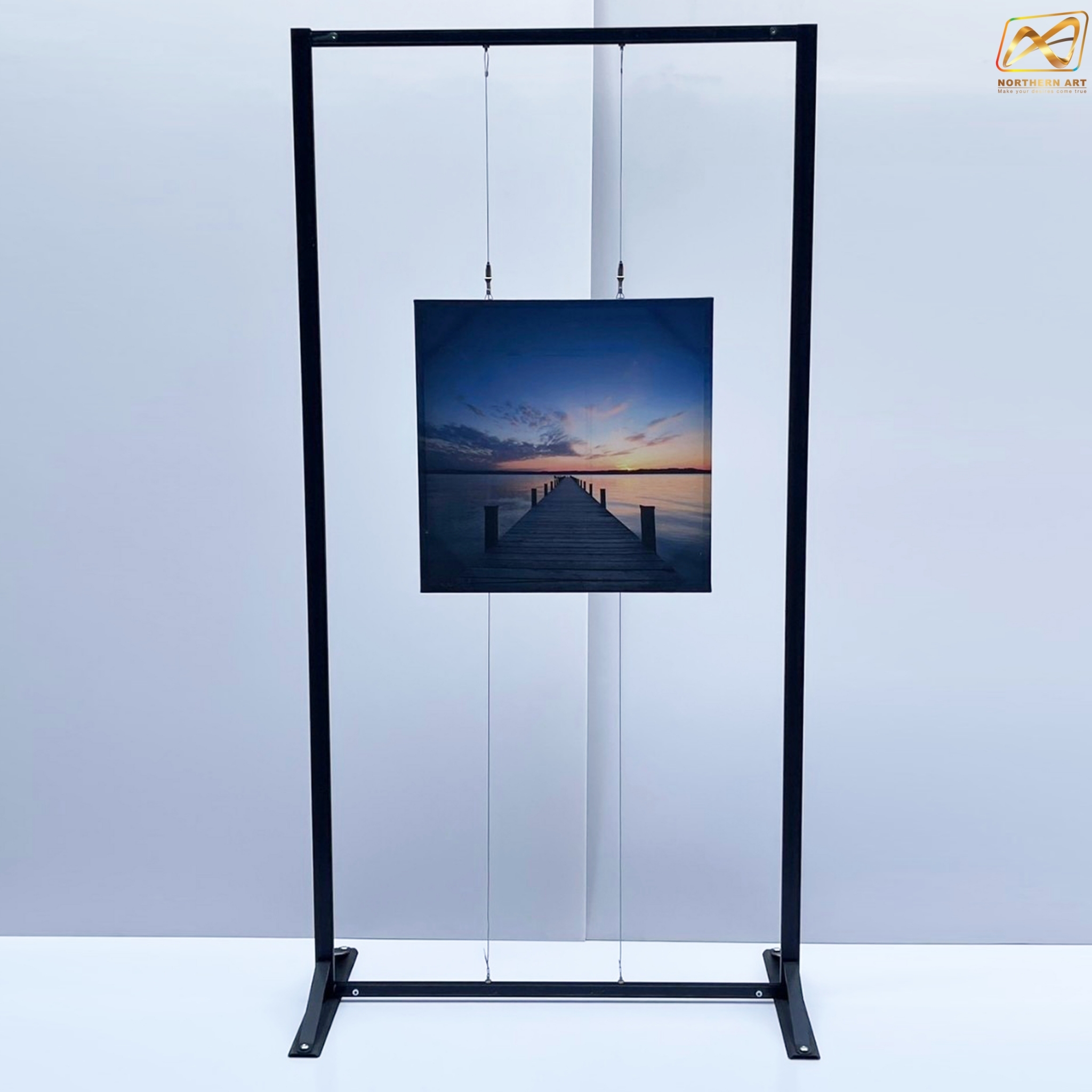 บอร์ดนิทรรศการ พร้อมชุดสลิง 2 ขอ รุ่น SINGLE SIDED ขนาด(W)100 x (W)200 cm. สามารถแขวนภาพได้ 1 ด้าน 2 ภาพ บน-ล่าง ถอดประกอบได้