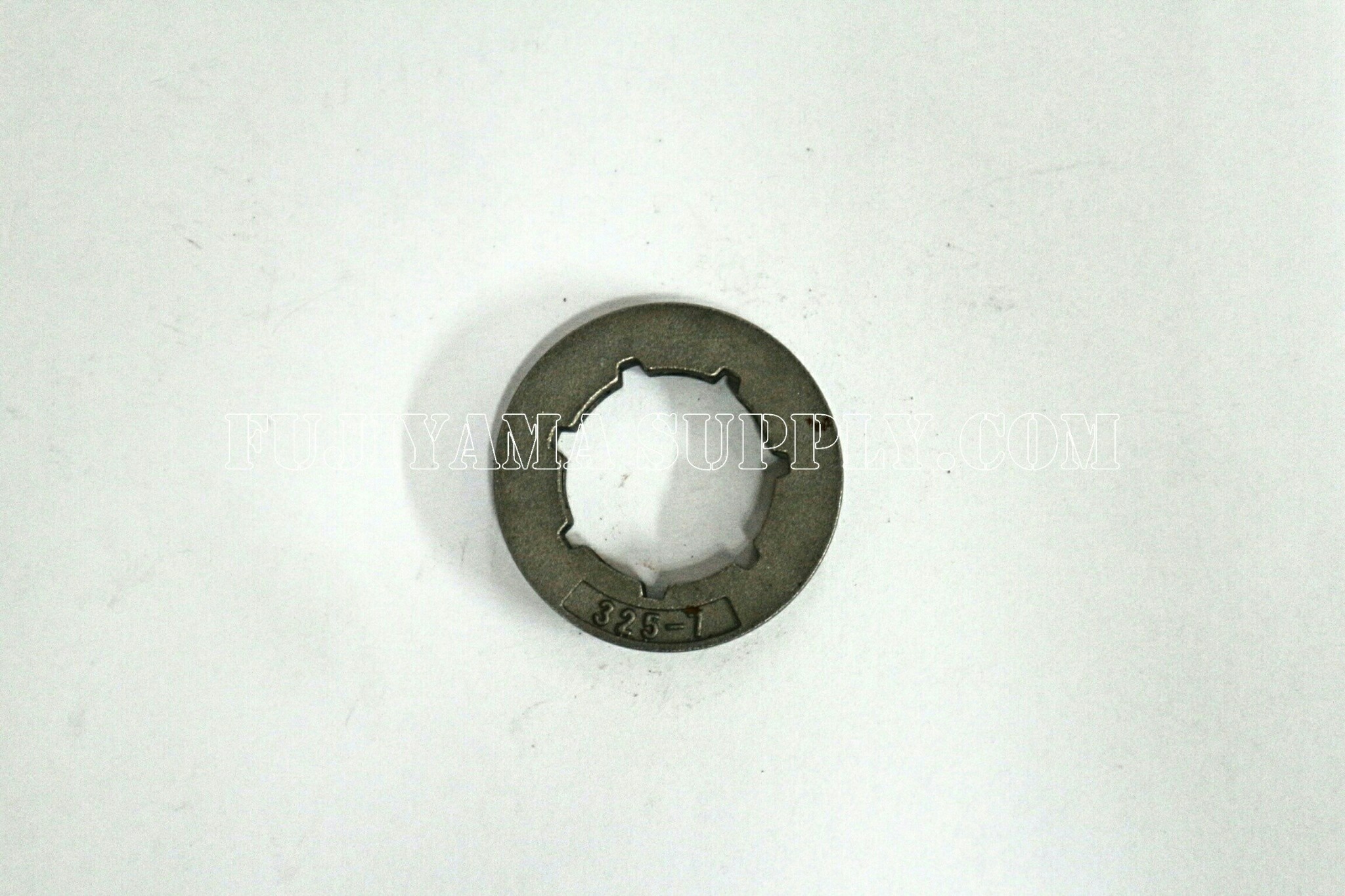แหวนสเตอร์ 325-7 ใช้กับถ้วยสเตอร์เครื่องตัดไม้ / เลื่อยยนต์ รุ่น 5200