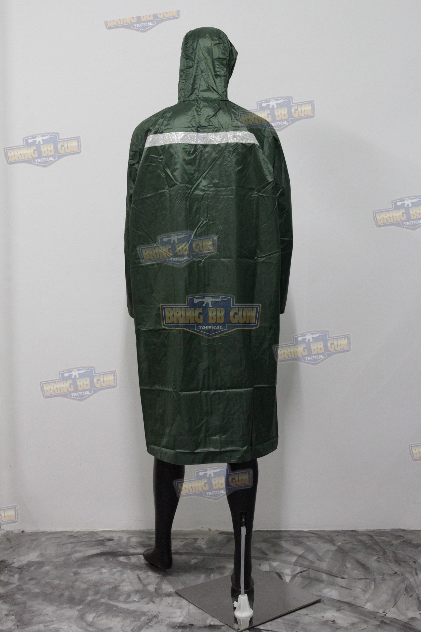 เสื้อโค้ดกันฝน ตราช้าง (Danko) เสื้อกันฝนคลุมยาว 998 (Raincoat) (มีแถบสะท้อนแสงด้านหลัง) (ชุดกันฝน) (เสื้อคลุม) (เสื้อกันฝน) (เสื้อกันฝนรถจักรยานยนต์) (กันฝน) (หน้าฝน) (เดินป่า) (ขี่มอเตอร์ไซค์)