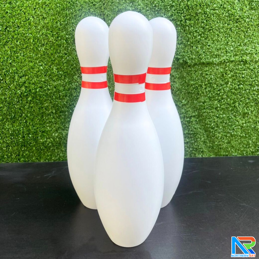 เกมส์โยนโบว์ลิ่งพร้อมผ้าใบ ขนาดโบว์ลิ่ง สูง 30 ซม. ขนาดผ้าใบ (W)100 x (L)497 cm. พร้อมพิน 10 อันและ ลูกบอลสีดำ 2 ลูก