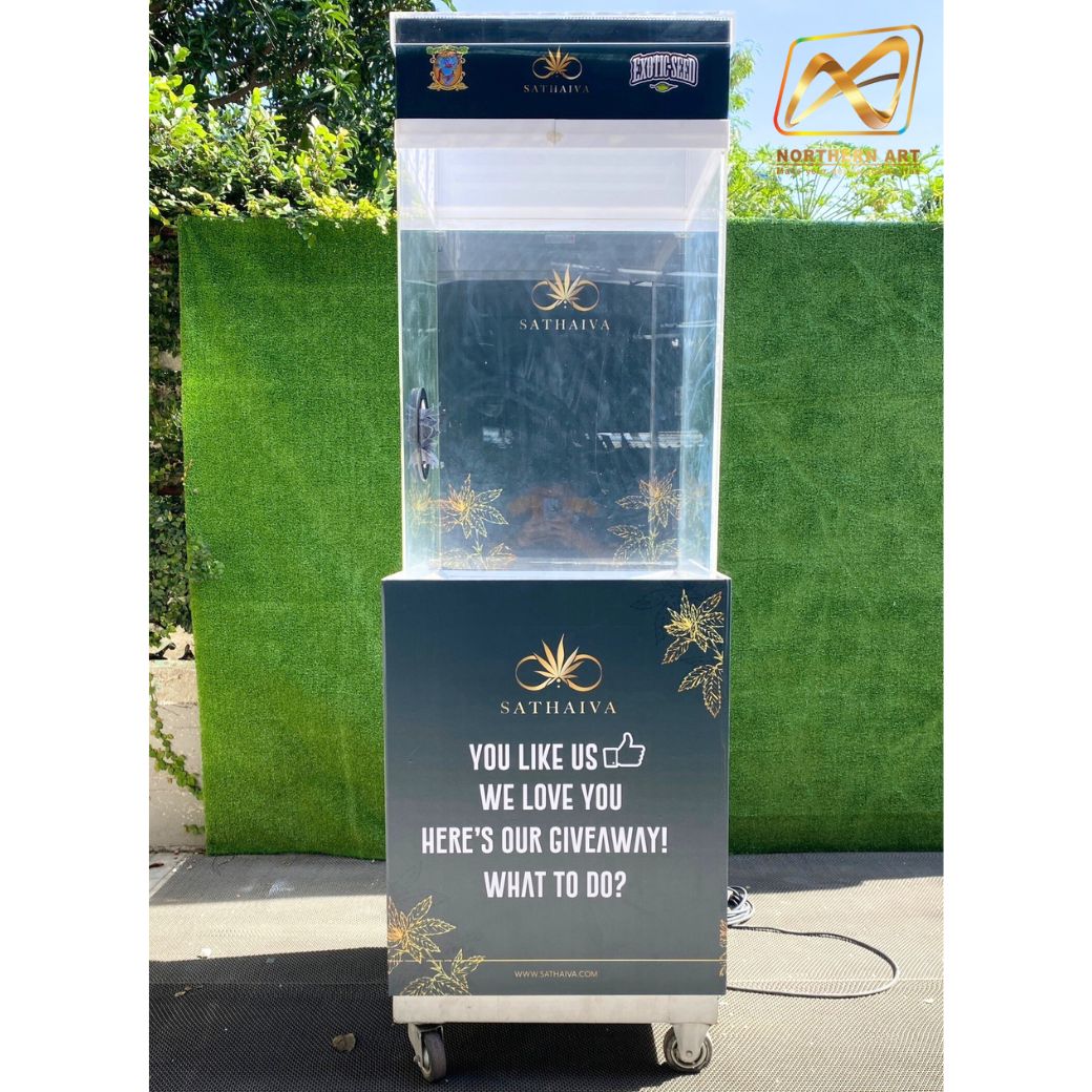 เกมส์ตู้ลม ตู้ลมจับรางวัล (W)70 x (L)70 X (H)185 cm. พร้อมงานพิมพ์ ไม่รวมลุกบอลโฟม