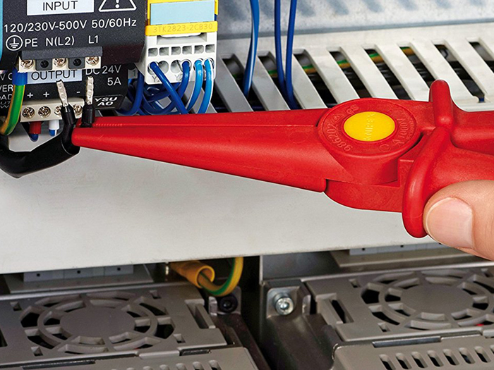 KNIPEX คีมพลาสติกปากแหลมกันไฟ VDE สำหรับช่างไฟฟ้า จากเยอรมัน