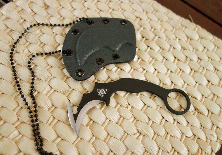 Galaxy รุ่น2 Neck knife 2คม เป็นงานhandmade in Thaialnd by PPKNIFE มีดห้อยคอ 2คม คือมีคมล่างและคมบน มาพร้อมซอง และสร้อยไข่ปลาอย่างดี ผลิตโดยคนไทย เพื่อคนไทย