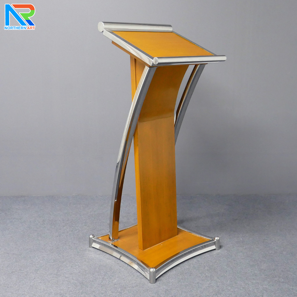 โพเดียมไม้สีสัก ตกแต่งสแตนเลส เกรด304 ขนาด (W) 47 x (D) 44 x (H)120 cm.