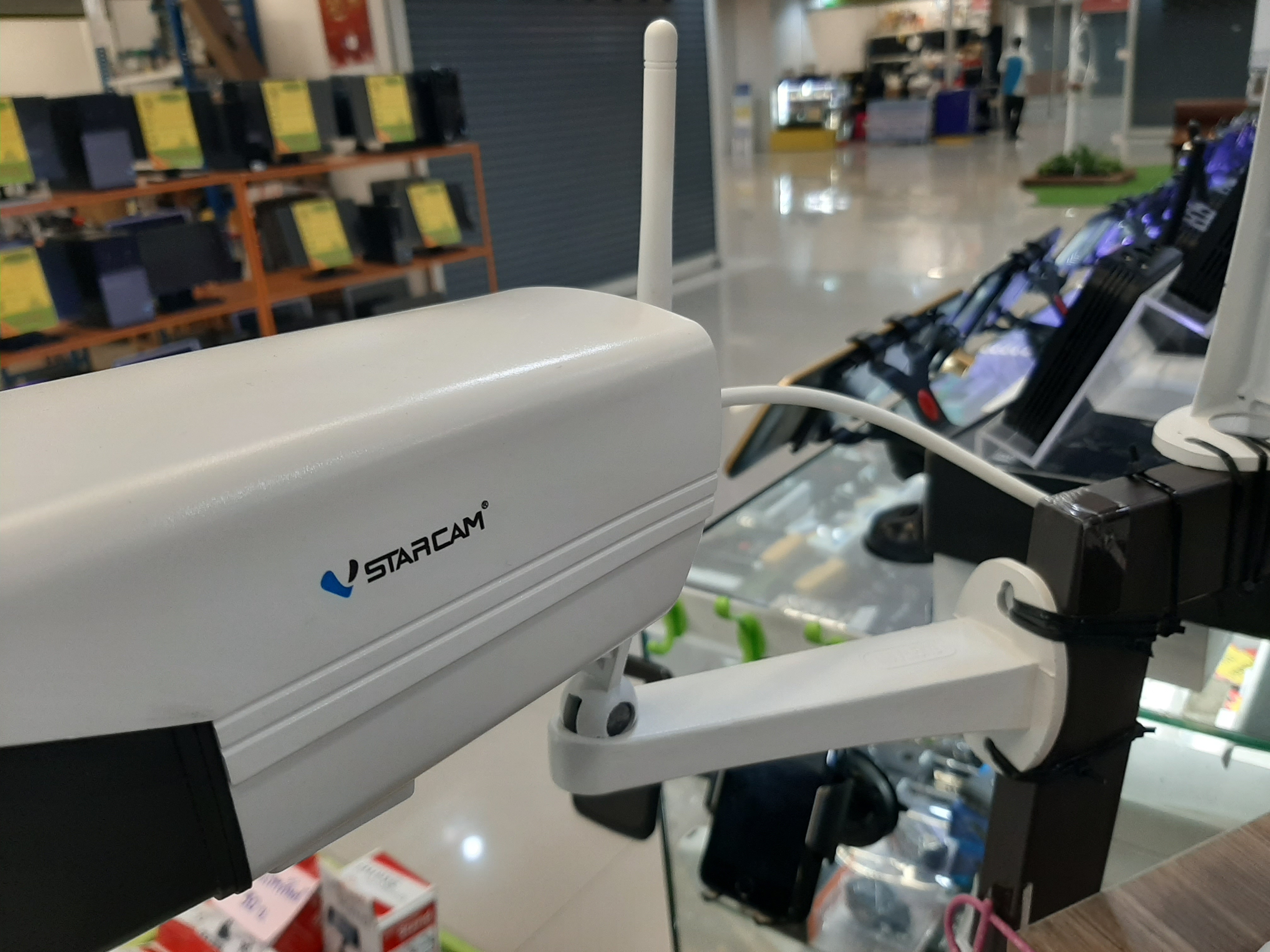 กล้องวงจรปิด CCTV Outdoor นอกอาคาร มีหลายรุ่น