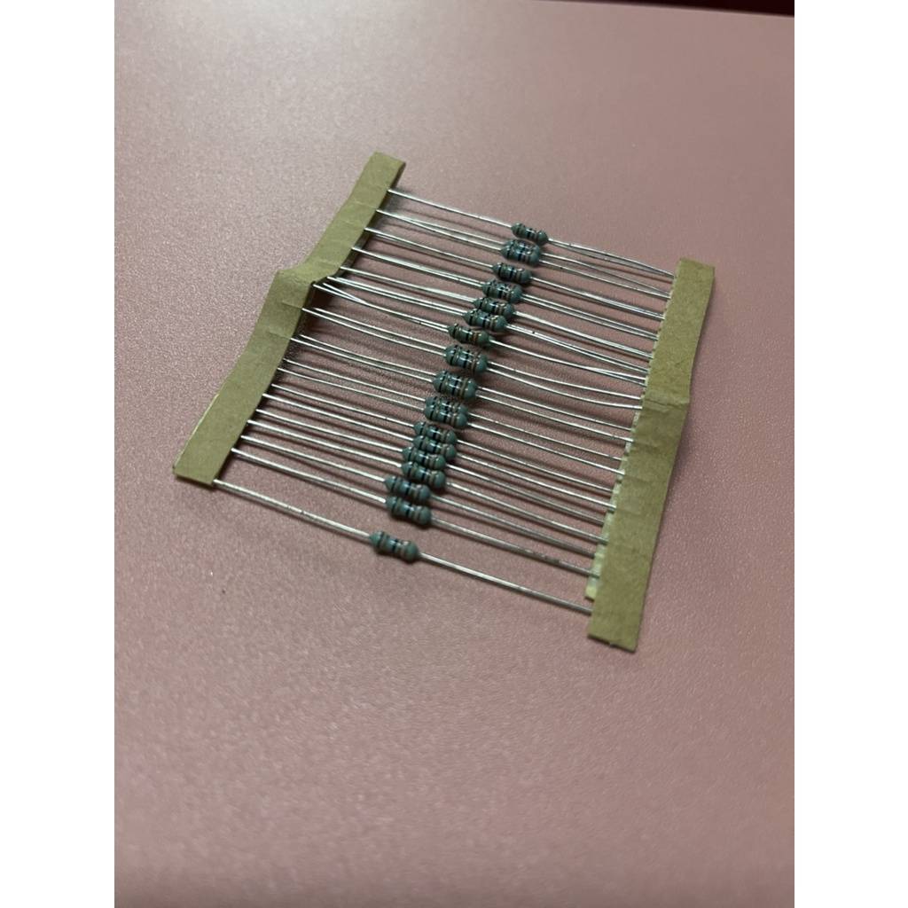 0000981 Resistor ตัวต้านทาน ตัวต้านทานฟิล์มโลหะ (30ชิ้น) 1/4 w33 ชนิด 1% รีซิสเตอร์