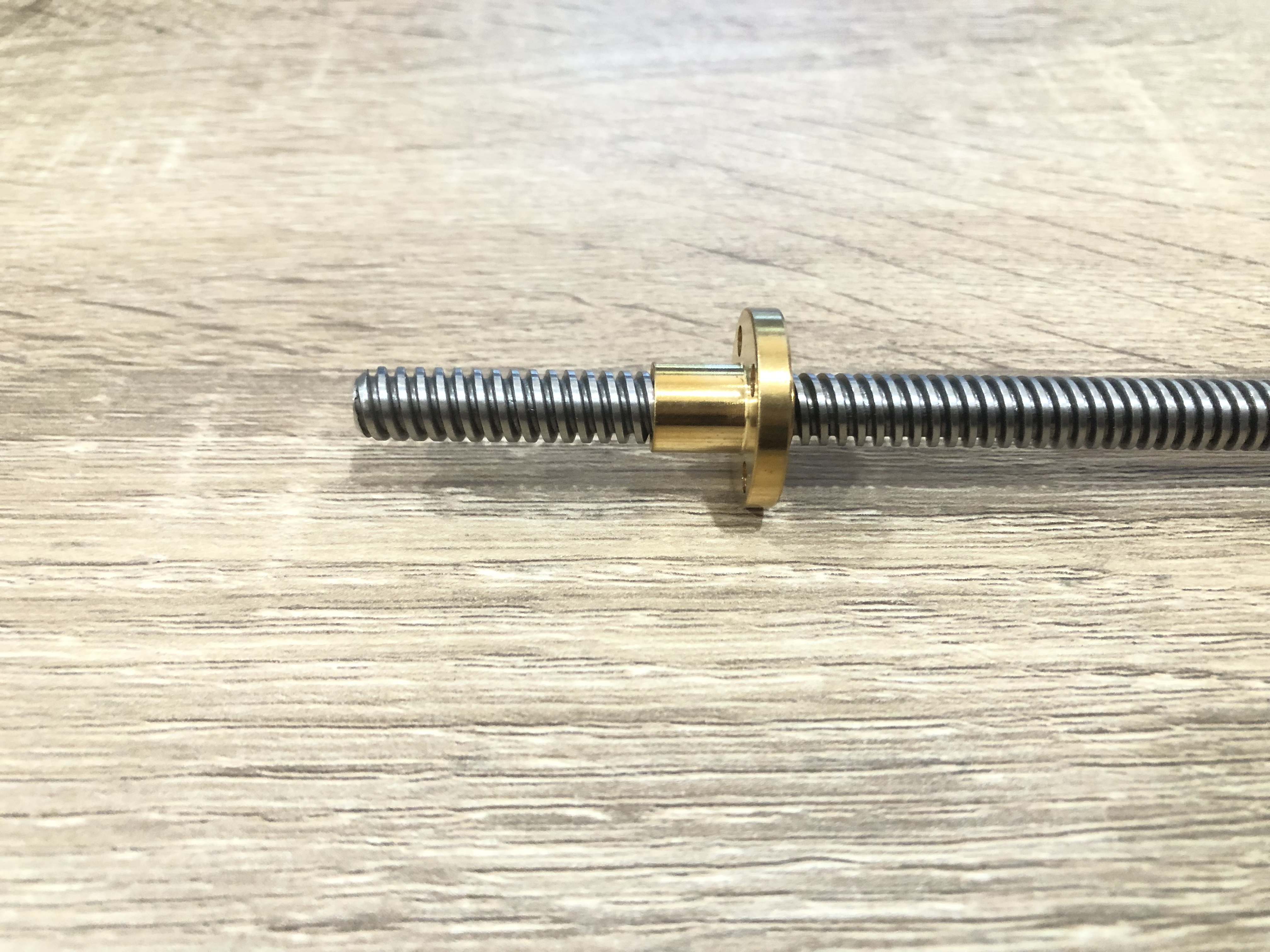 304 stainless steel T8 Lead Screw Length 500mm และ Copper Nut (Pitch=2mm, Lead=4mm)