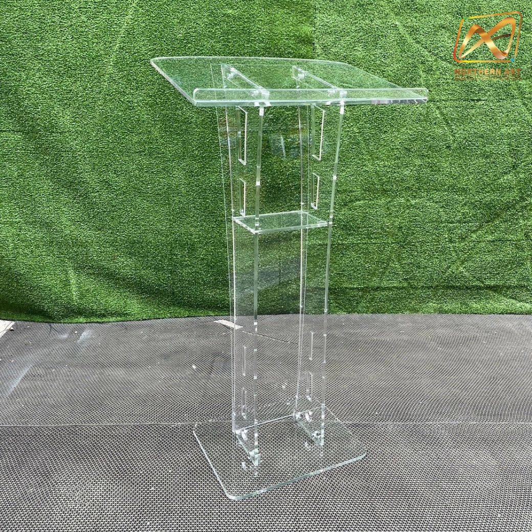 โพเดียมอะคริลิคใส รุ่น AC-16 TOPเอียง พร้อมกันตก ขนาด(W)60 x (L)45 ซม. สูง 113 ซม.