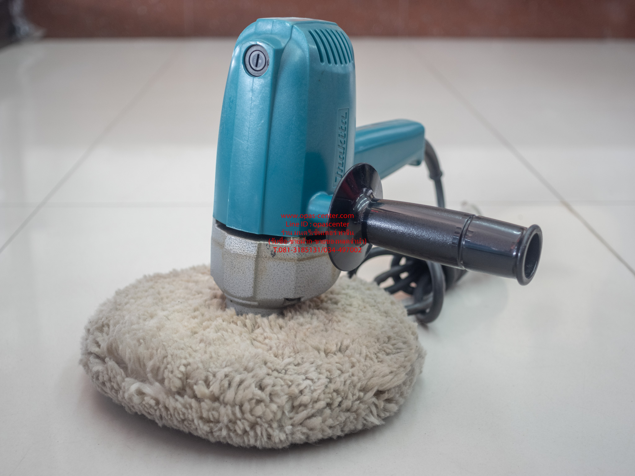 **ขายแล้ว**เครื่องขัดเงา MAKITA 9218BL 180mm 860W รอบช้า ของแท้ สภาพใหม่ พร้อมผ้าขัด