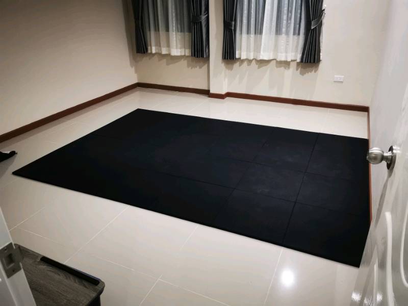 แผ่นปูพื้น แผ่นรองพื้น แผ่นปูพื้นกันกระแทก