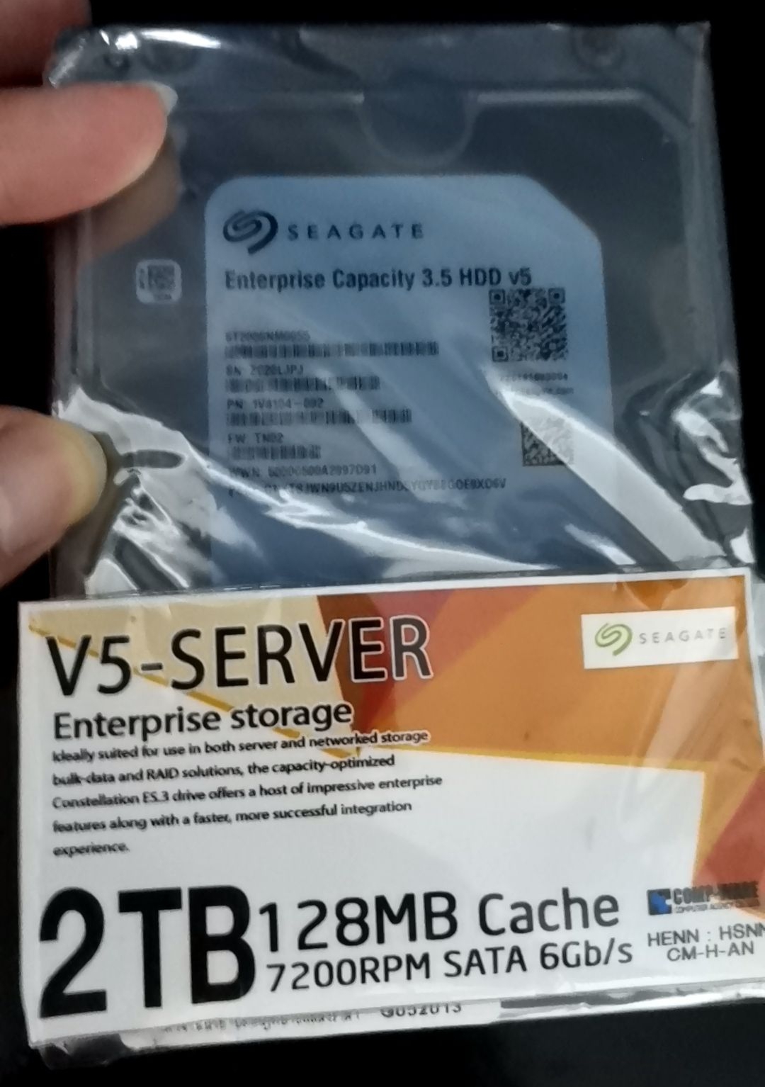 Seagate Enterprise Capacity 3.5'' HDD 2TB 7200RPM SATA 6Gb/s 128MB Cache Internal Hard Drive ST2000NM0055 // สินค้าใหม่ยังไม่ใช้งาน - No Warranty