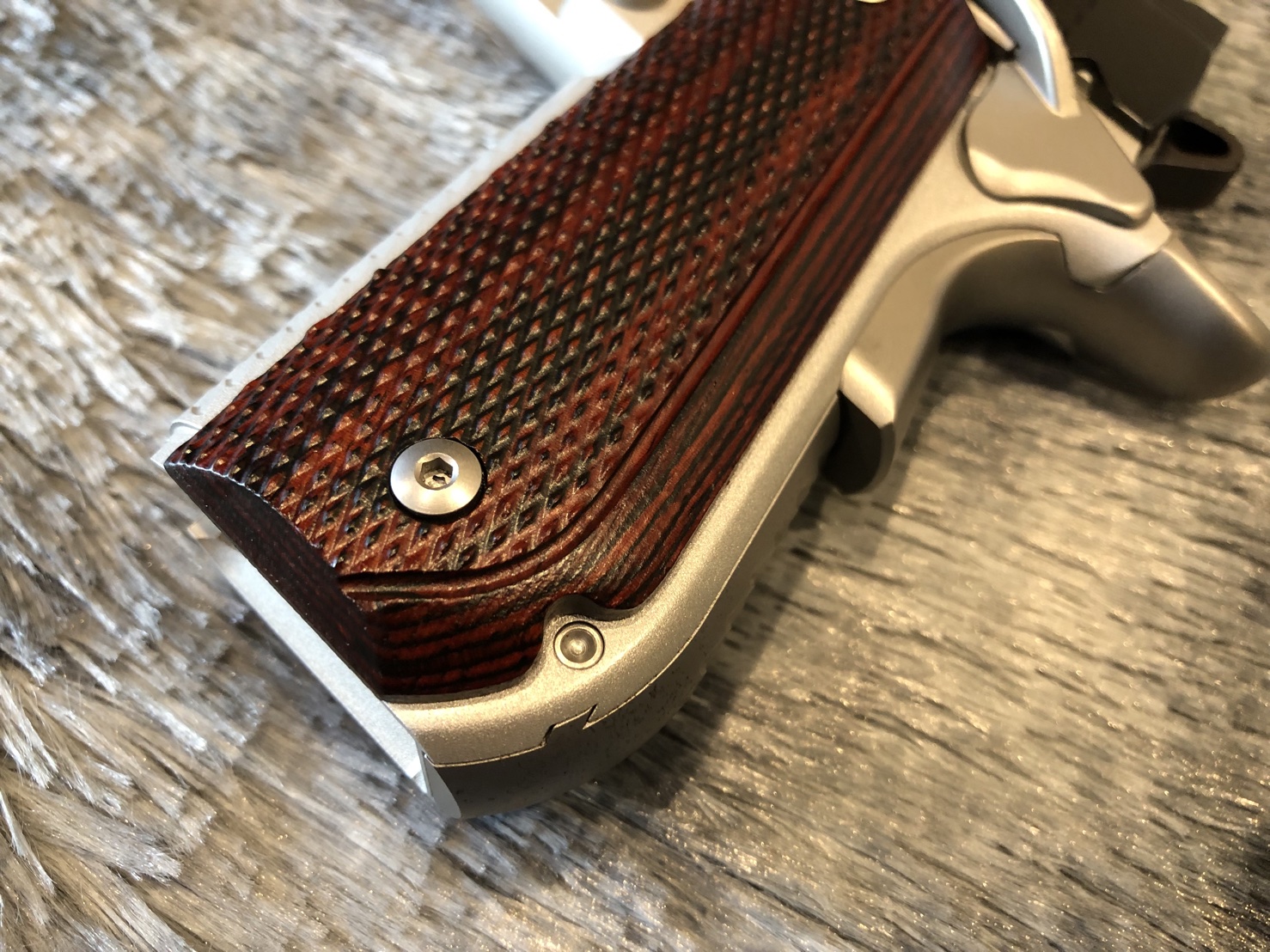 [ปืนฝากขายมือสอง] Kimber .45 1911 Super Carry Custom สภาพดีมาก ยิงน้อย เน้นนอนกล่อง ทูโทนสวยๆ งานคัดเกรด ตัวจริงสวยสุดๆ