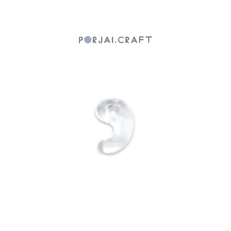 Clear Quartz Magatama Bead ลูกปัดควอตซ์ใส