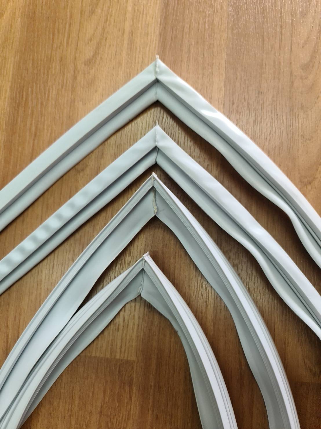 0000702 ขอบยาง ประตู ตู้เย็น Sharp ชาร์ป รุ่น SJ-Y22T (ขอบล่าง) ยางขอบประตูตู้เย็น ขอบยางประตู ตู้เย็น 2 ประตู